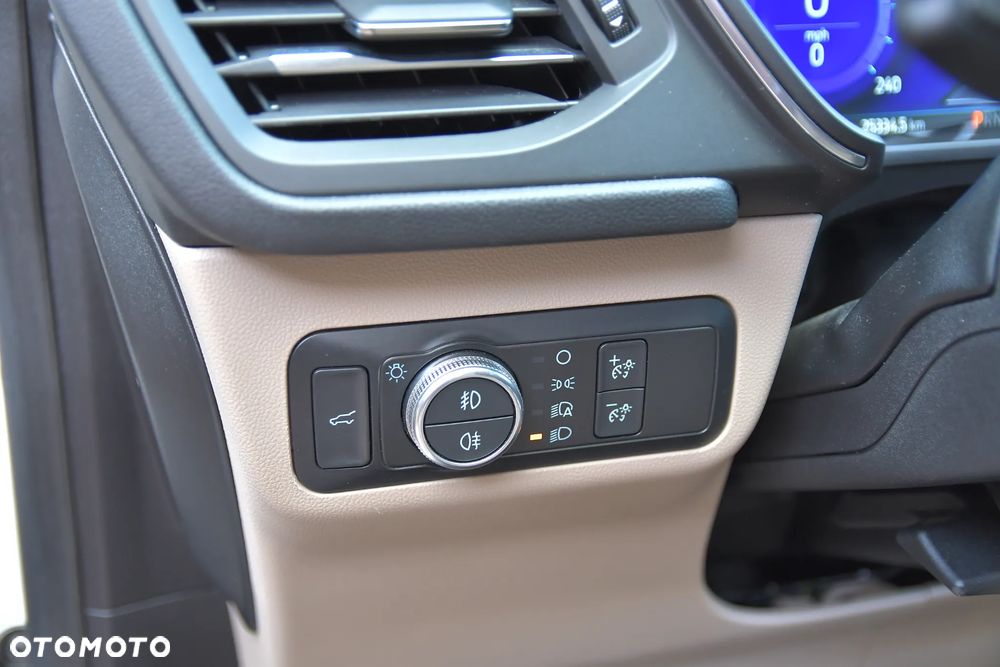 Ford Escape 2.0 EcoBoost AWD Titanium - 20
