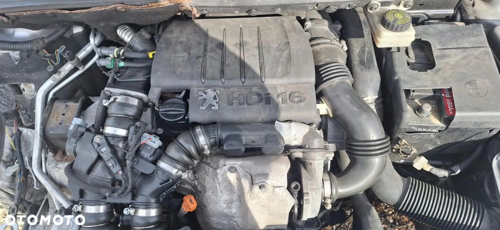 PEUGEOT 307 LIFT SW lampa prawy tył - 4