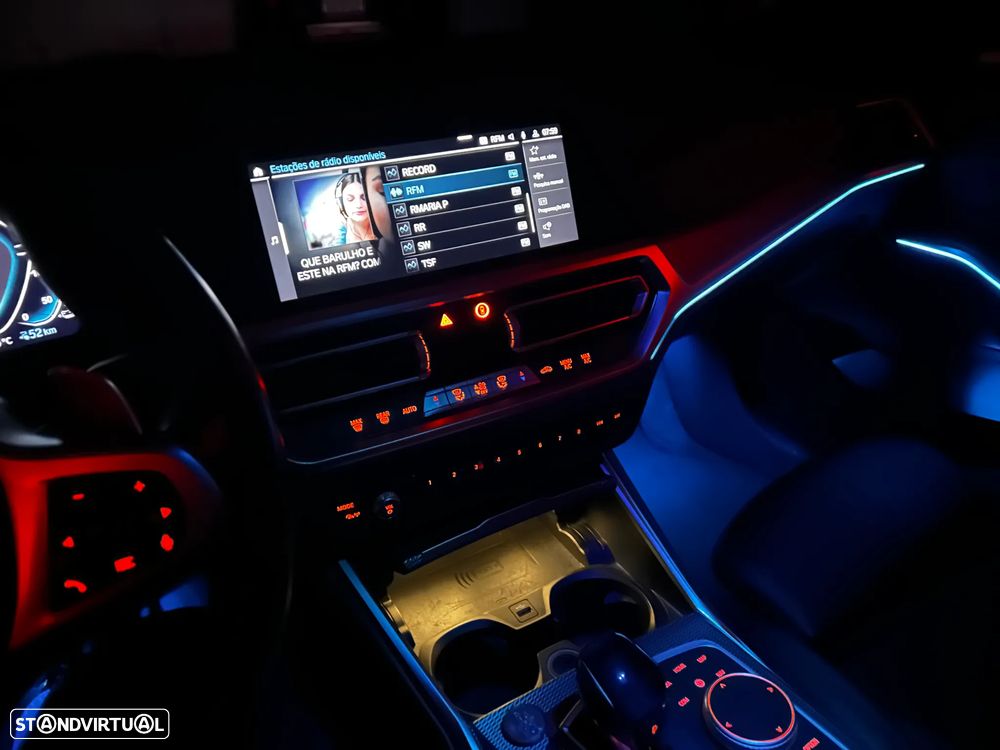 BMW 330 - 21