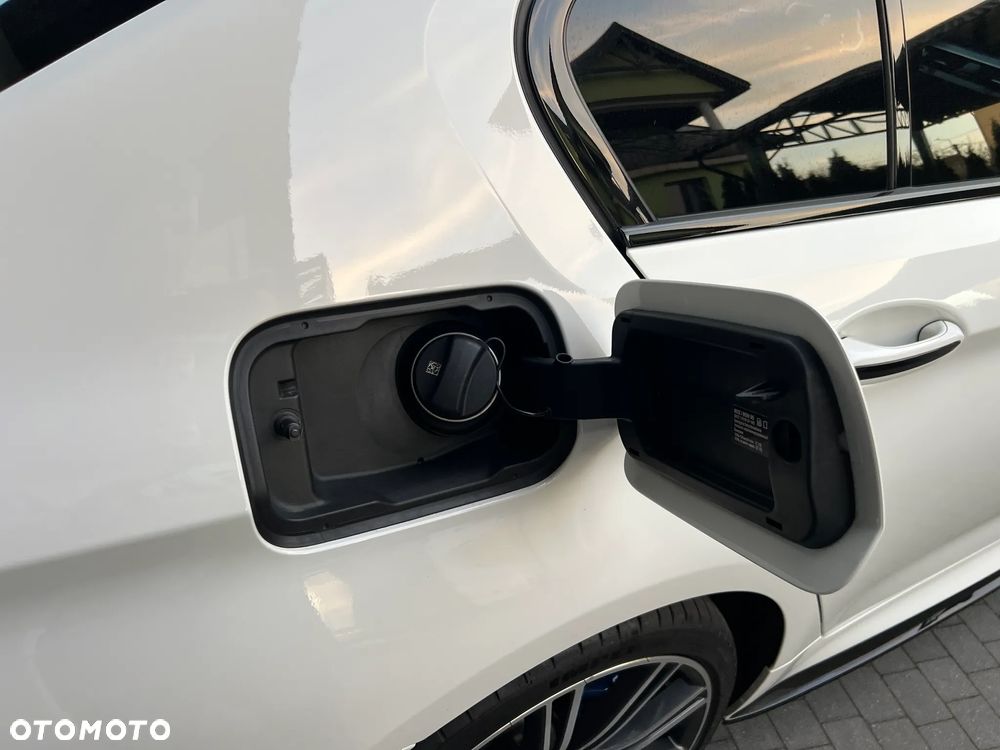 BMW Seria 5 530i xDrive M Sport sport - 30