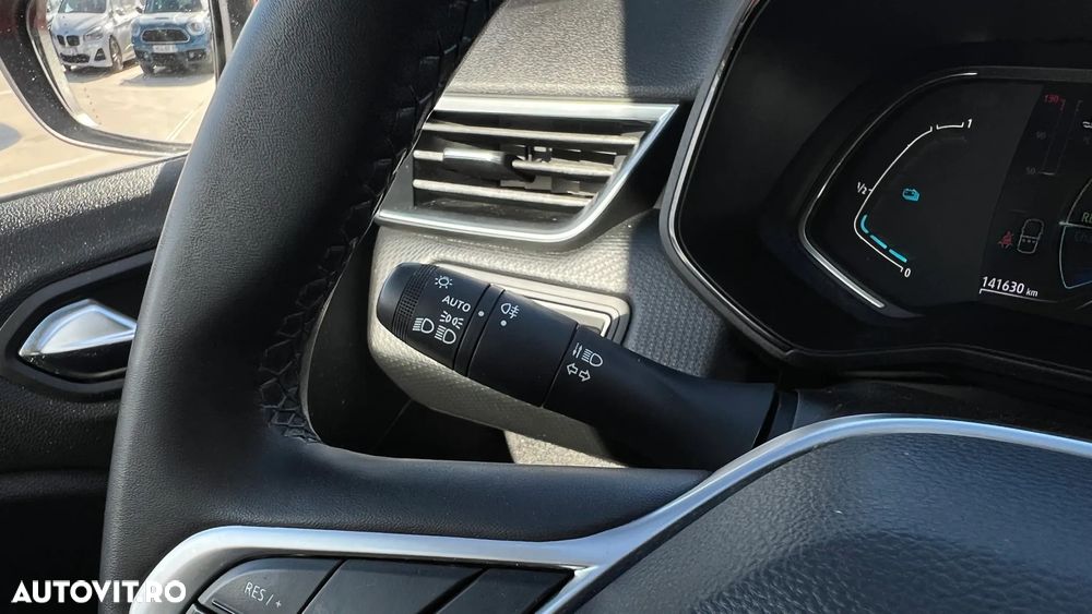 Renault Clio E-TECH 140 ZEN - 19