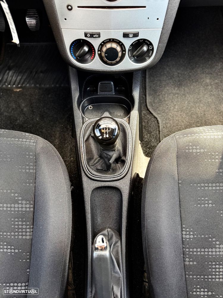 Opel Corsa 1.3 CDTi Enjoy - 11