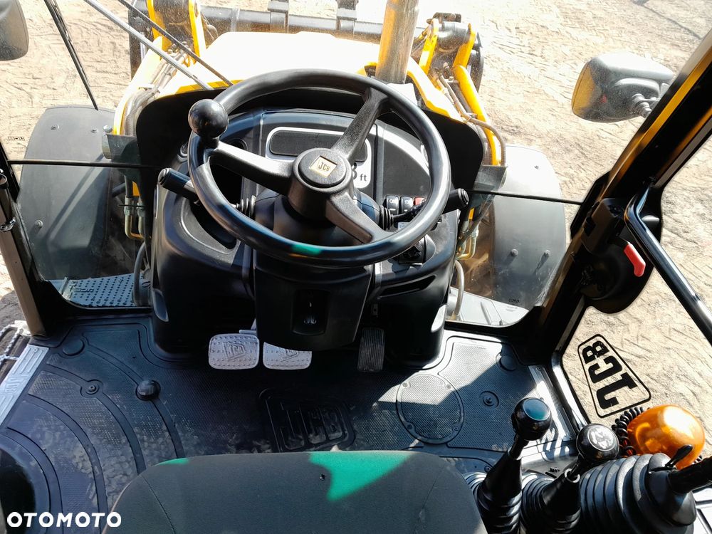 JCB 3CX 2019R szybkozłącze przód tył - 21