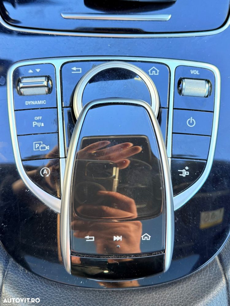 Mercedes-Benz E 400 Coupe 4MATIC Aut. - 22