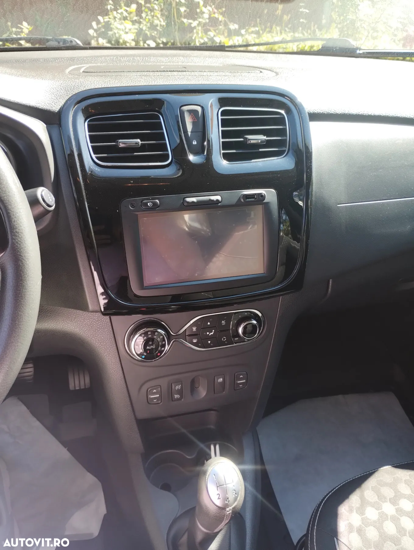Dacia Logan - 10