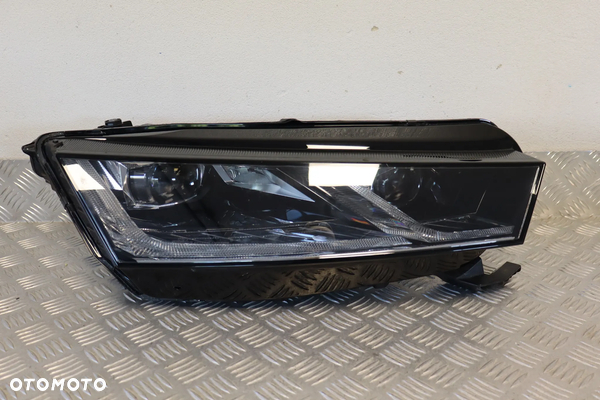 LAMPA PRZEDNIA PRZÓD PRAWA SKODA OCTAVIA 4 IV FULL LED 5E4 5E4941016A 2019-2024