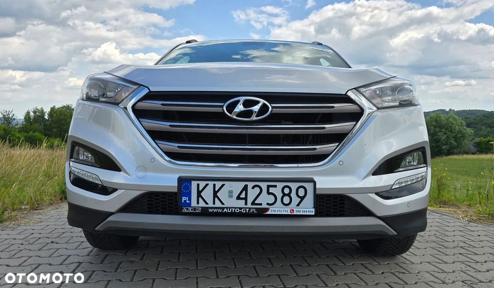 Hyundai Tucson 1.7 CRDI BlueDrive Style 2WD - 26