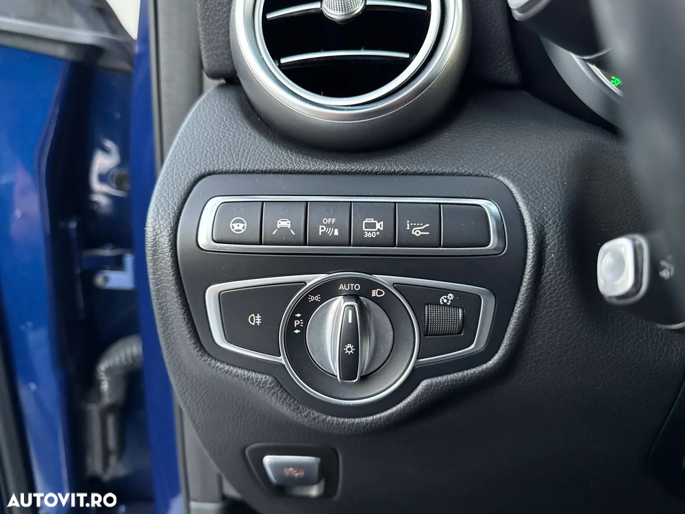 Mercedes-Benz GLC 250 d 4Matic 9G-TRONIC AMG Line - 29