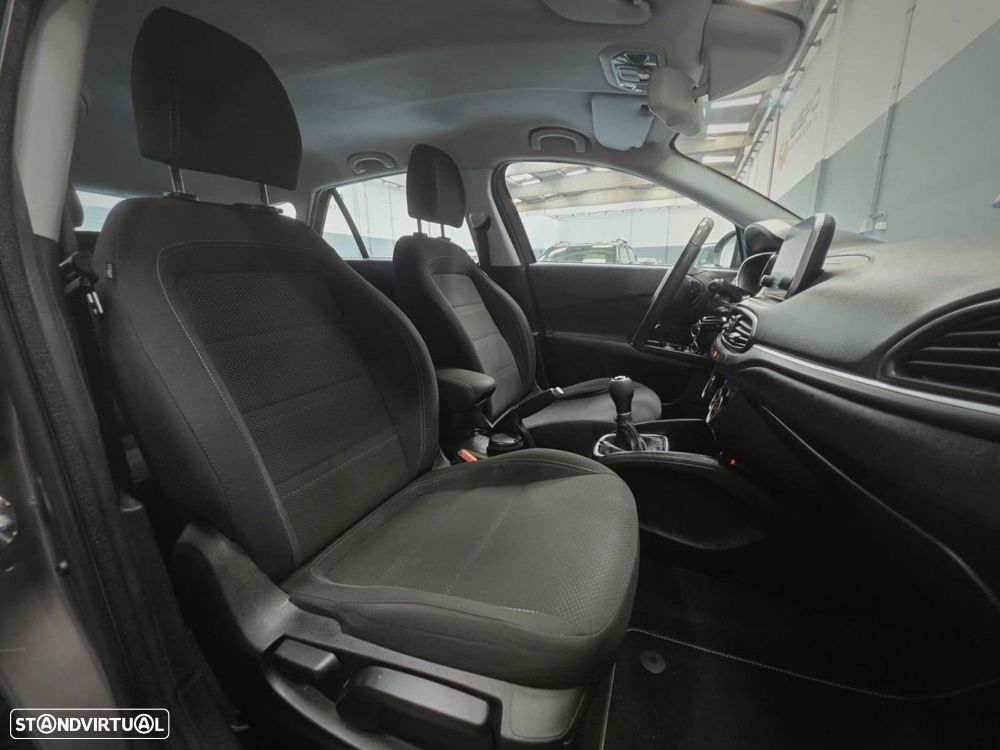 Fiat Tipo Station Wagon 1.3 M-Jet Lounge - 15