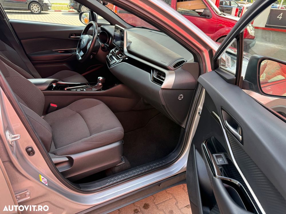 Toyota C-HR 1.8 HSD 122 CP 4x2 CVT Style - 10