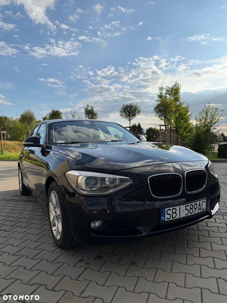 BMW Seria 1 116i - 8