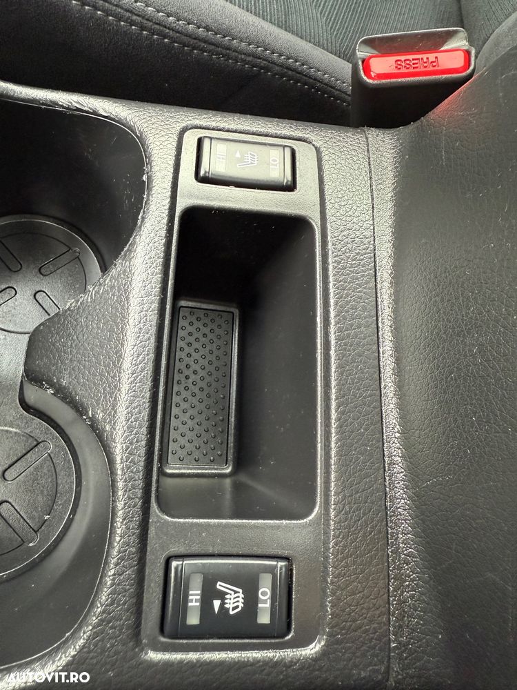 Nissan X-Trail 1.6 dCi N-Vision - 26