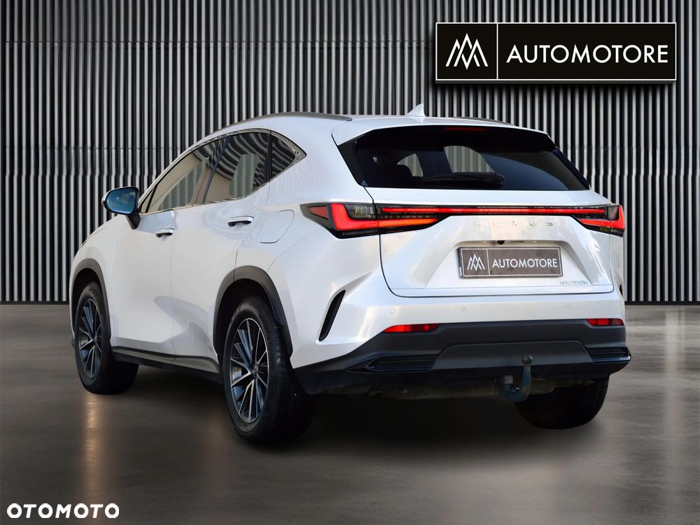 Lexus NX 350h Omotenashi AWD - 9