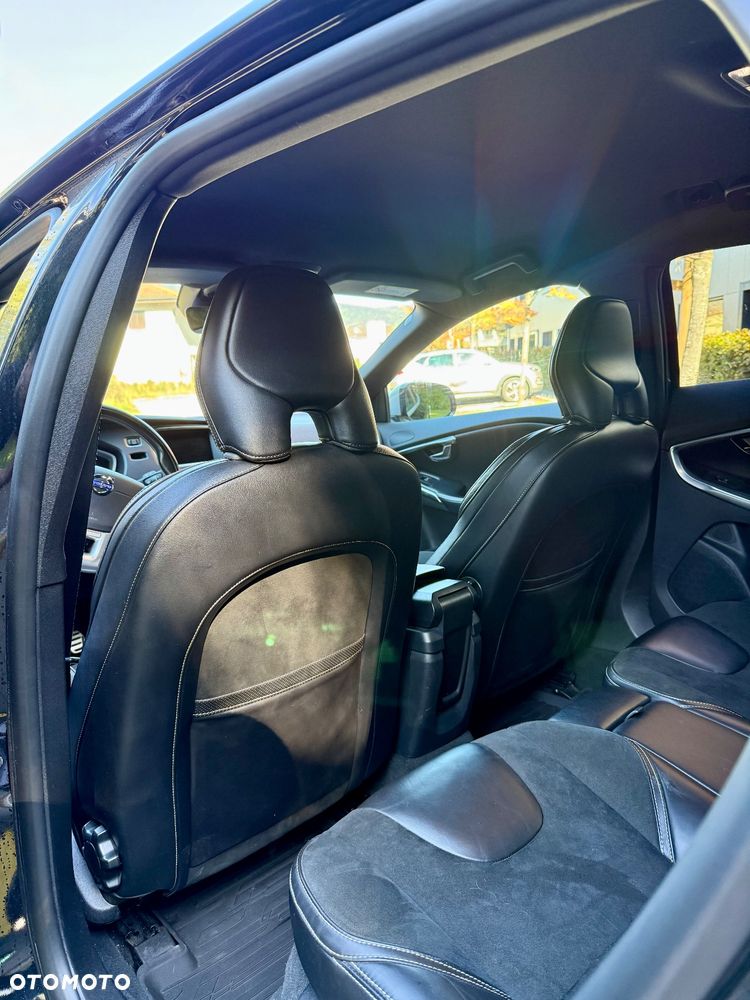Volvo V40 D3 Momentum - 21