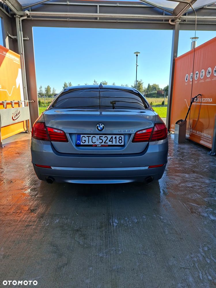 BMW Seria 5 535i Sport-Aut Luxury Line - 6