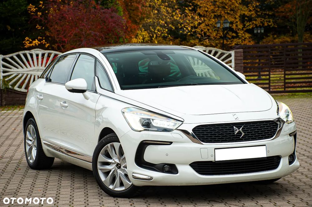 DS Automobiles DS 5 - 7