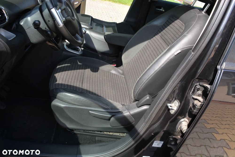 Citroën C3 Picasso 1.6i Exclusive - 24