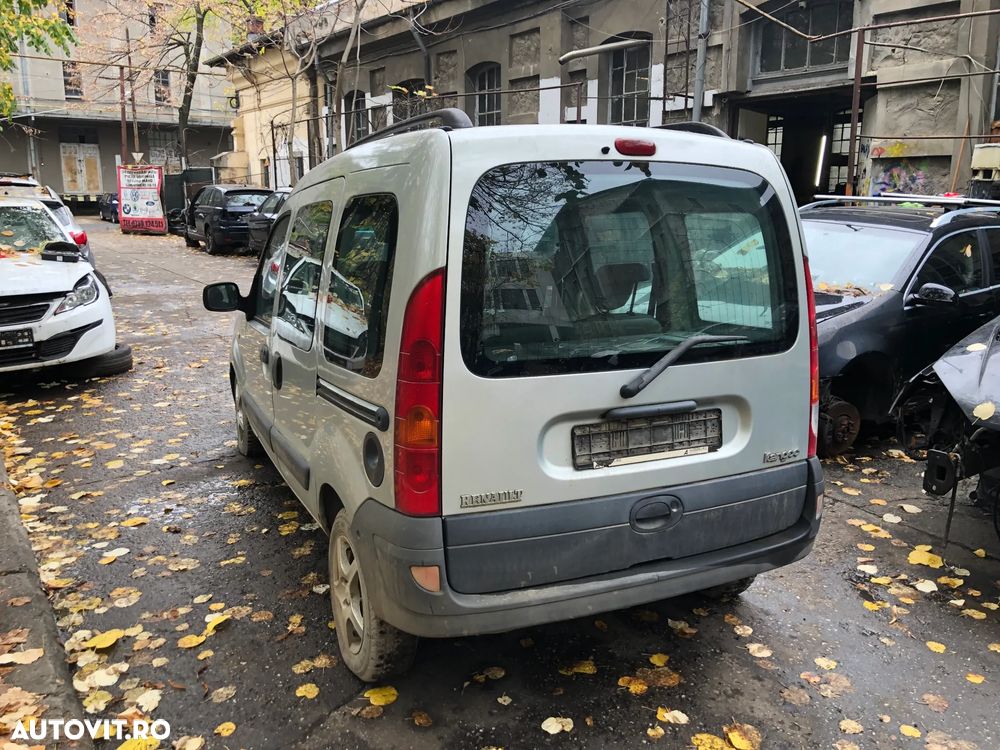 Dezmembrez Renault Kangoo 2005 gri argintiu 1,5 dci - 6