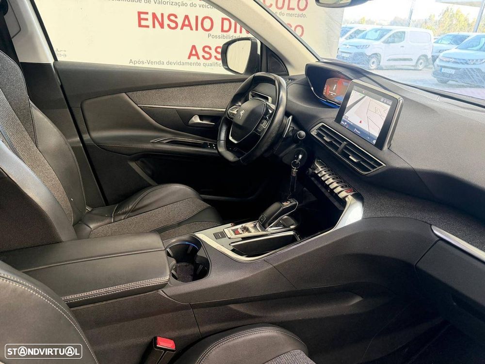 Peugeot 3008 - 16