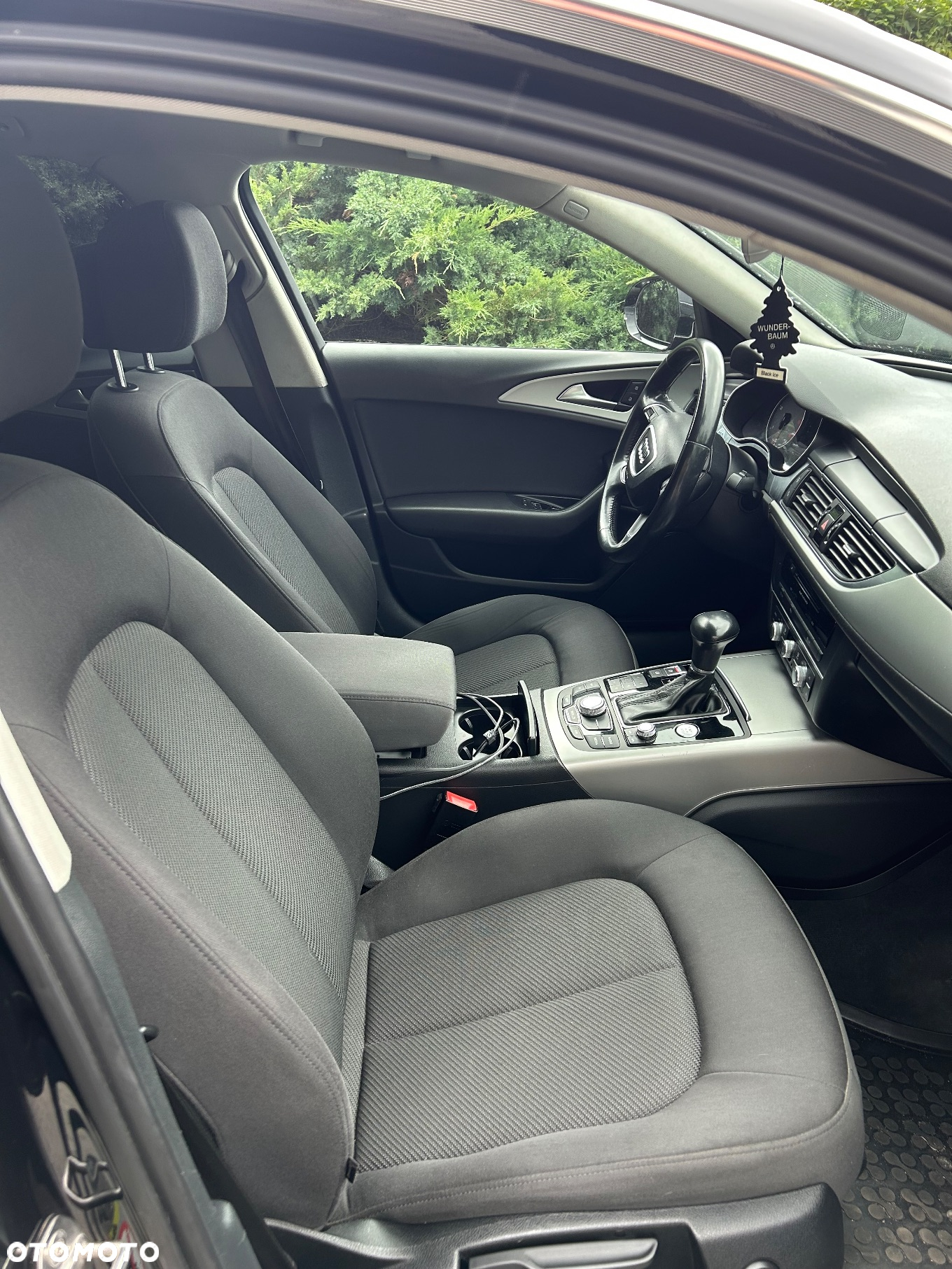 Audi A6 - 6