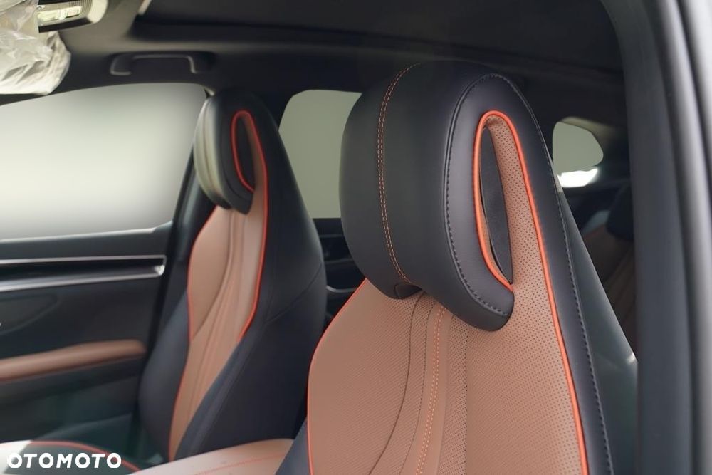 BYD Seal U 1.5T Design AWD - 19