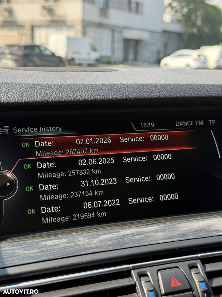BMW Seria 5 530d AT - 13