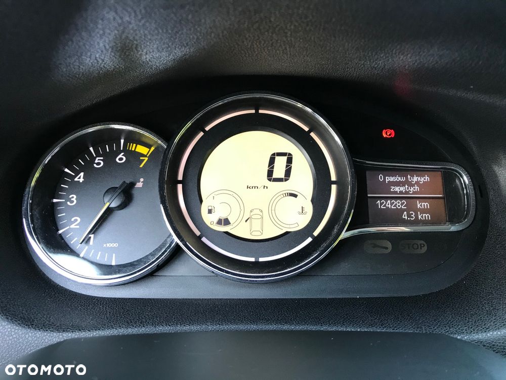 Renault Megane 1.6 16V 110 LIMITED - 8