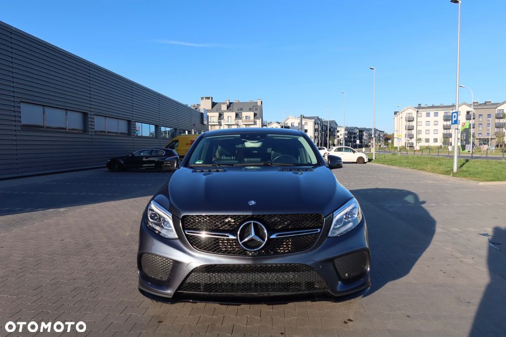 Mercedes-Benz GLE 350 d 4Matic 9G-TRONIC AMG Line - 1