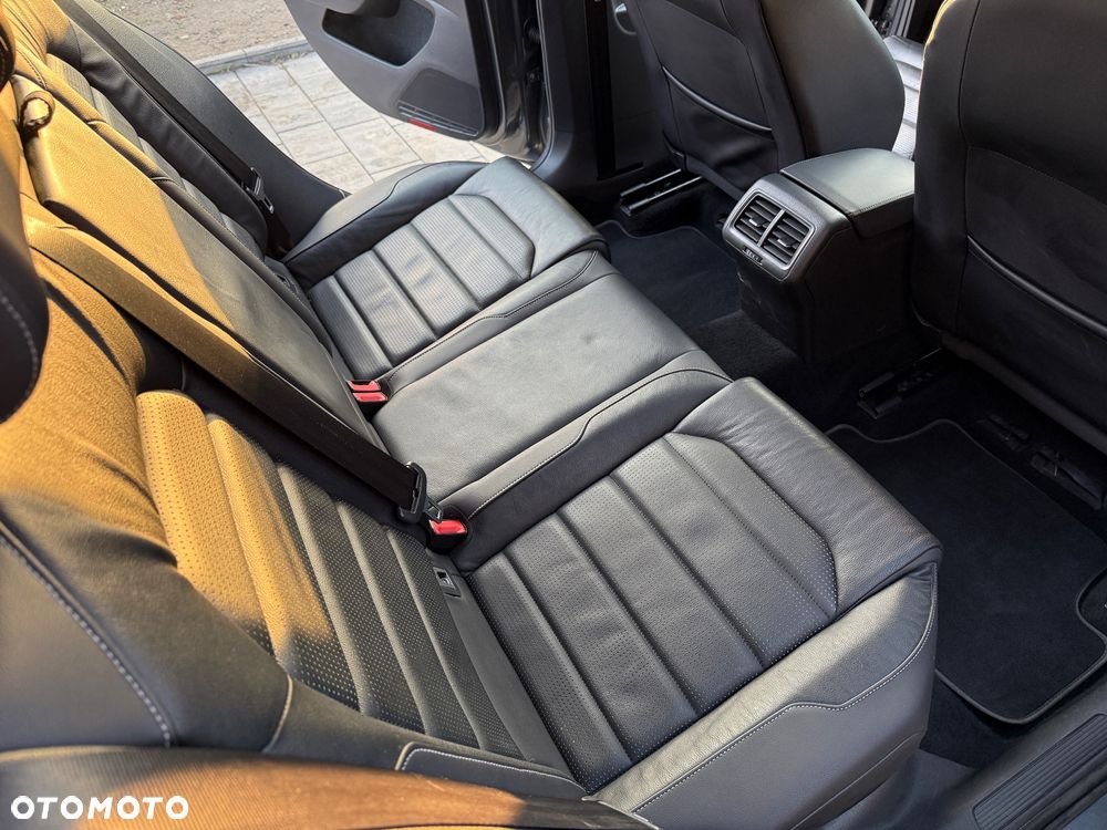 Volkswagen Golf 1.5 TSI BMT Evo Highline - 25