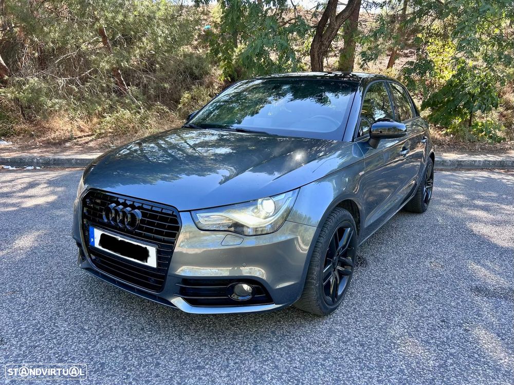 Audi A1 Sportback 1.6 TDI S-line - 1