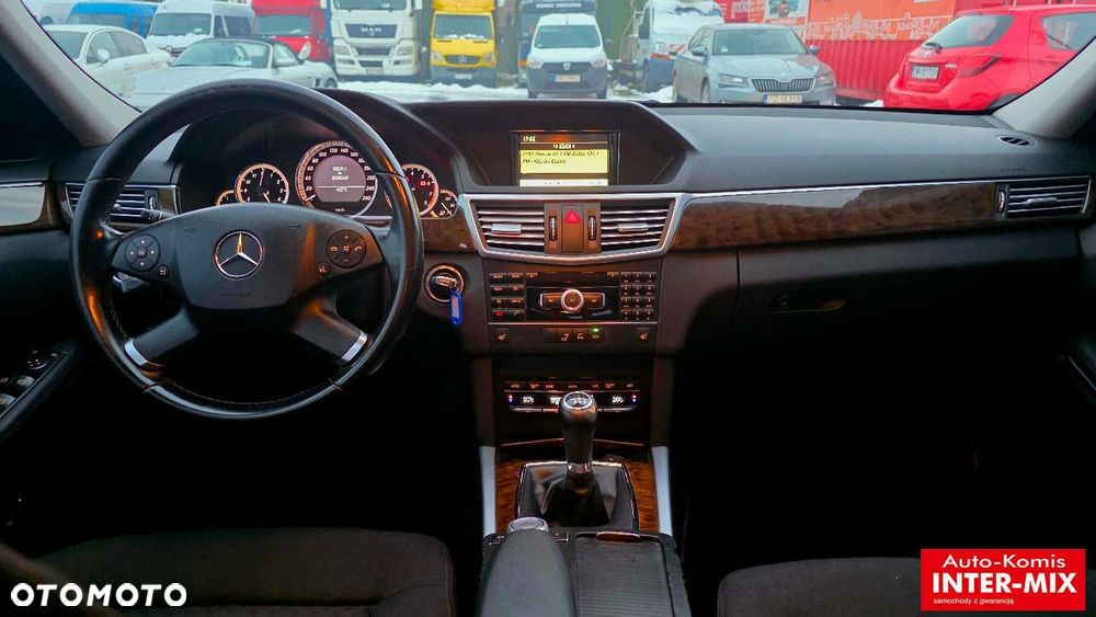 Mercedes-Benz Klasa E - 31