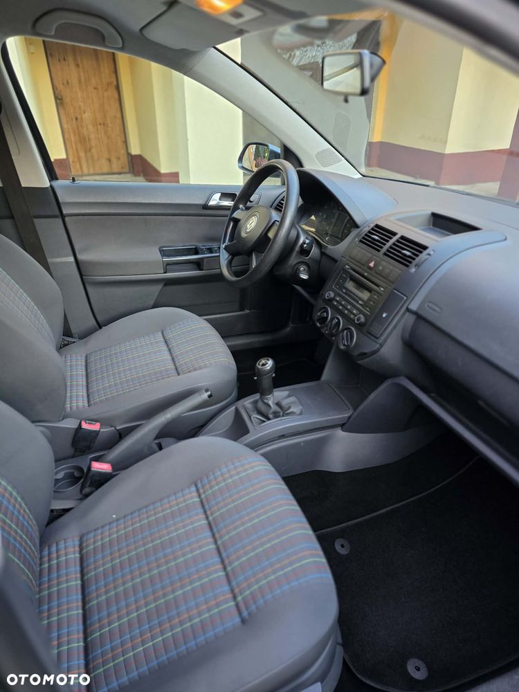 Volkswagen Polo 1.4 TDI Comfortline - 5