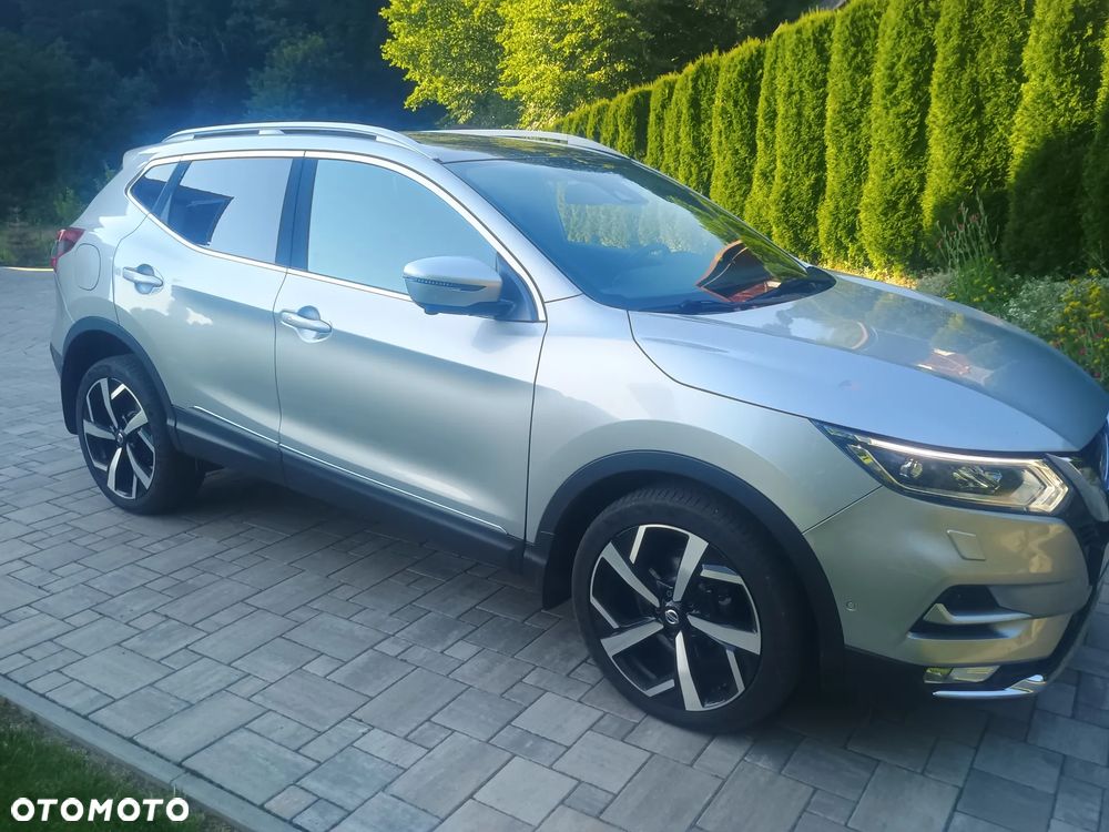 Nissan Qashqai 1.7 dCi 4x4 Tekna+ - 8