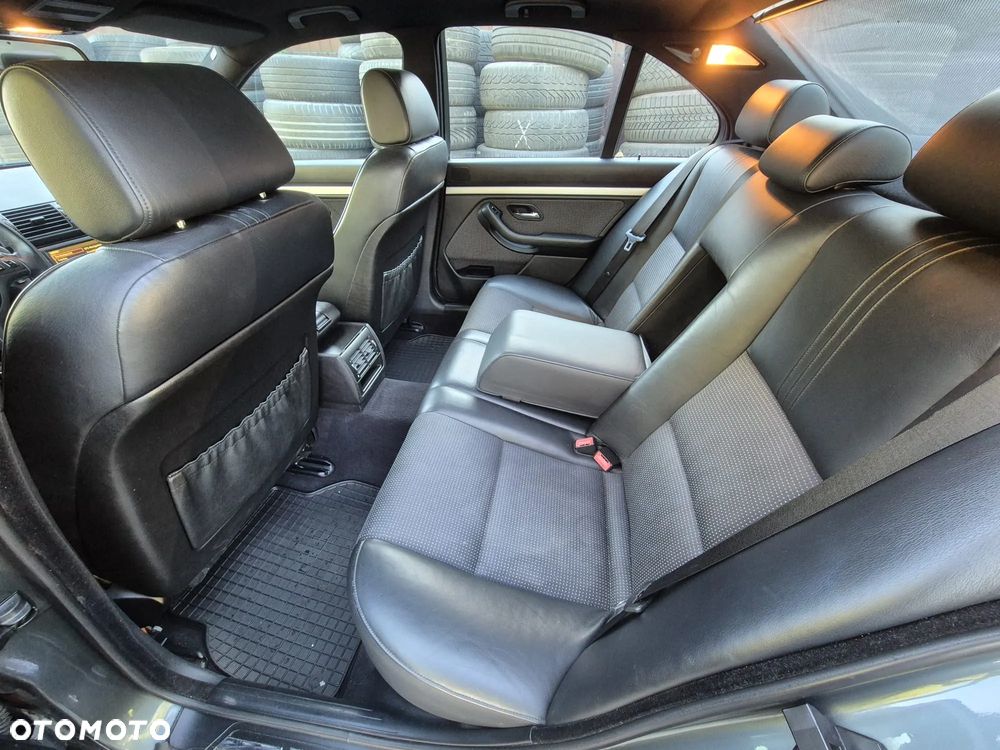 BMW Seria 5 - 13
