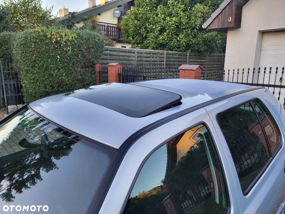 Volkswagen Golf - 25
