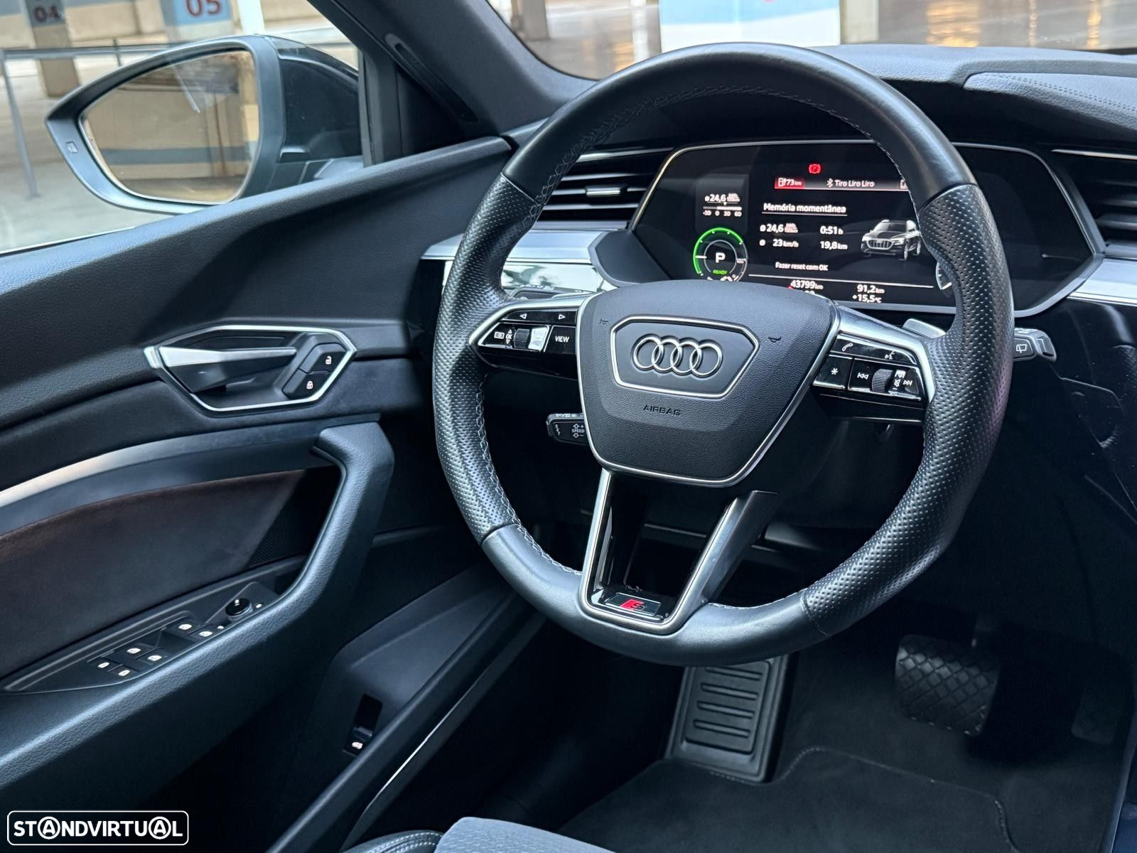 Audi e-tron 55 quattro S line - 19