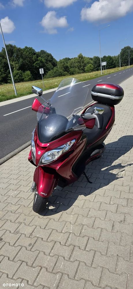 Suzuki Burgman - 7