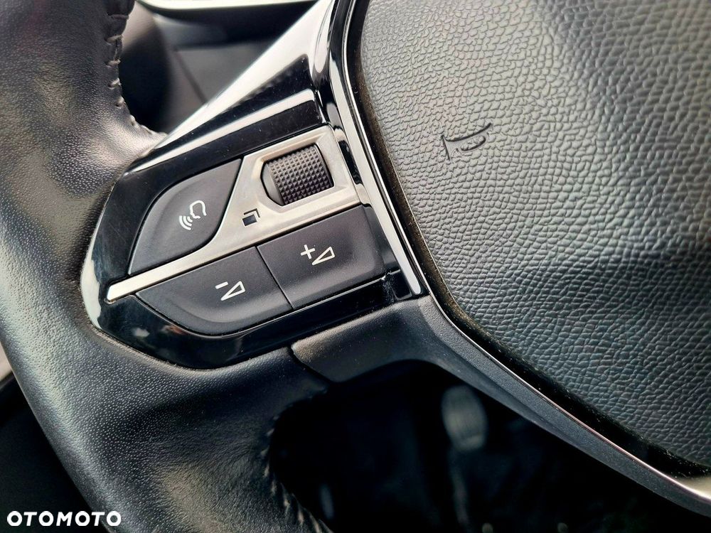 Peugeot 208 1.2 PureTech Allure S&S - 16