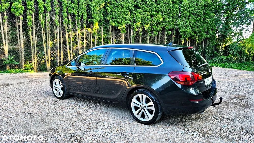 Opel Astra 1.4 T Cosmo EU6 - 19