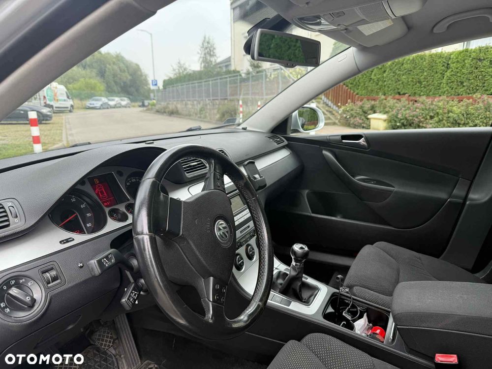Volkswagen Passat - 6