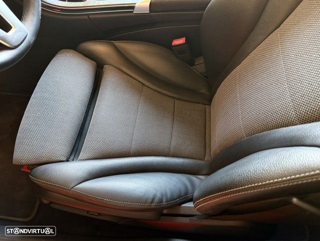 Mercedes-Benz C 300 de Avantgarde - 15