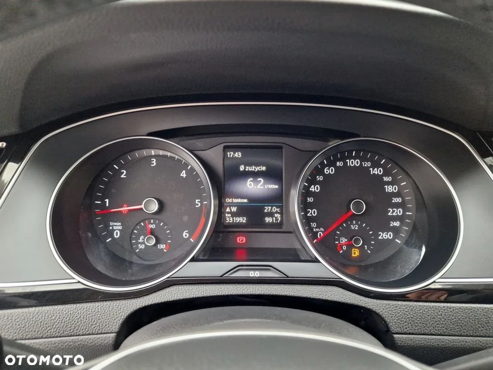 Volkswagen Passat 2.0 TDI BMT Comfortline - 27