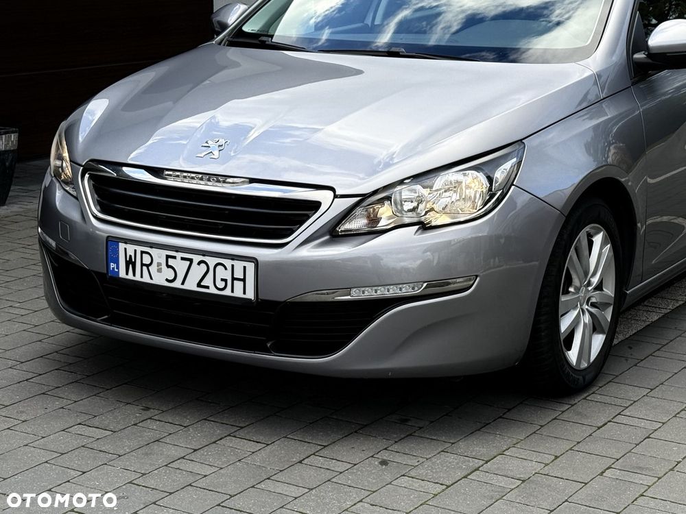 Peugeot 308 125 THP Active - 32