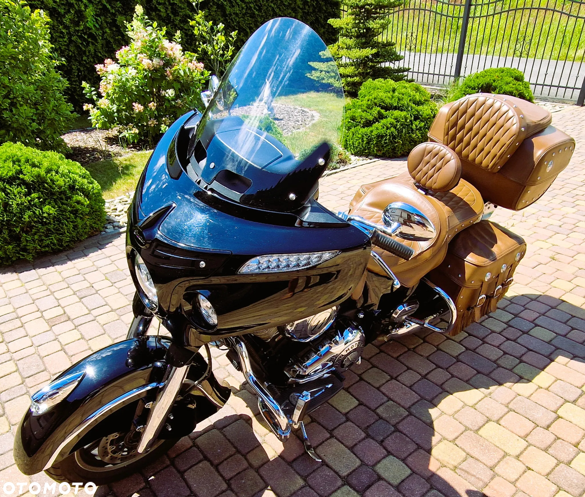 Indian Roadmaster - 2