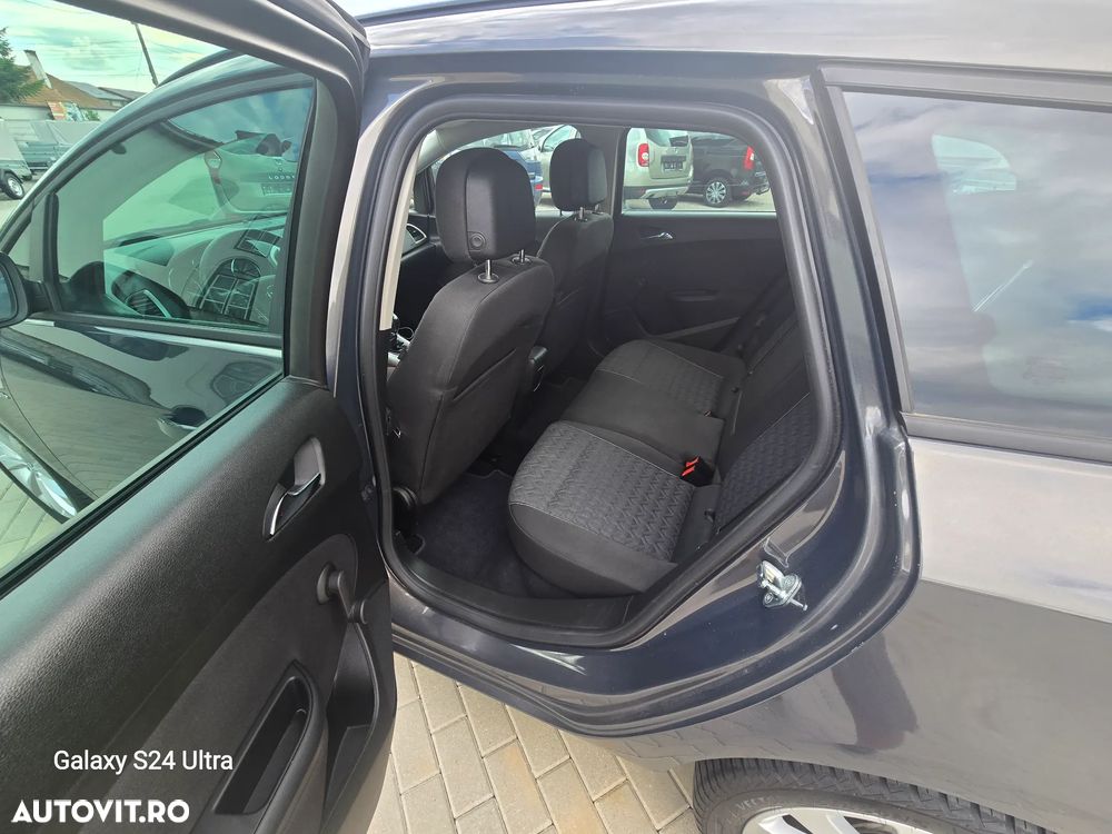 Opel Astra 1.4 Turbo - 10