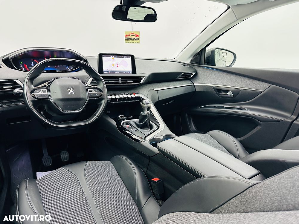 Peugeot 5008 1.2 Puretech Turbo s&s Allure - 20