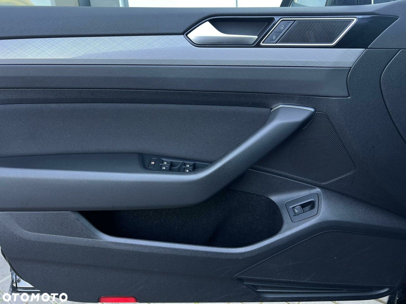 Volkswagen Passat - 18