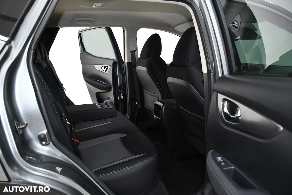 Nissan Qashqai 1.5 DCI N-Connecta - 14