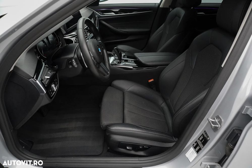 BMW Seria 5 520i Aut. Sport Line - 8