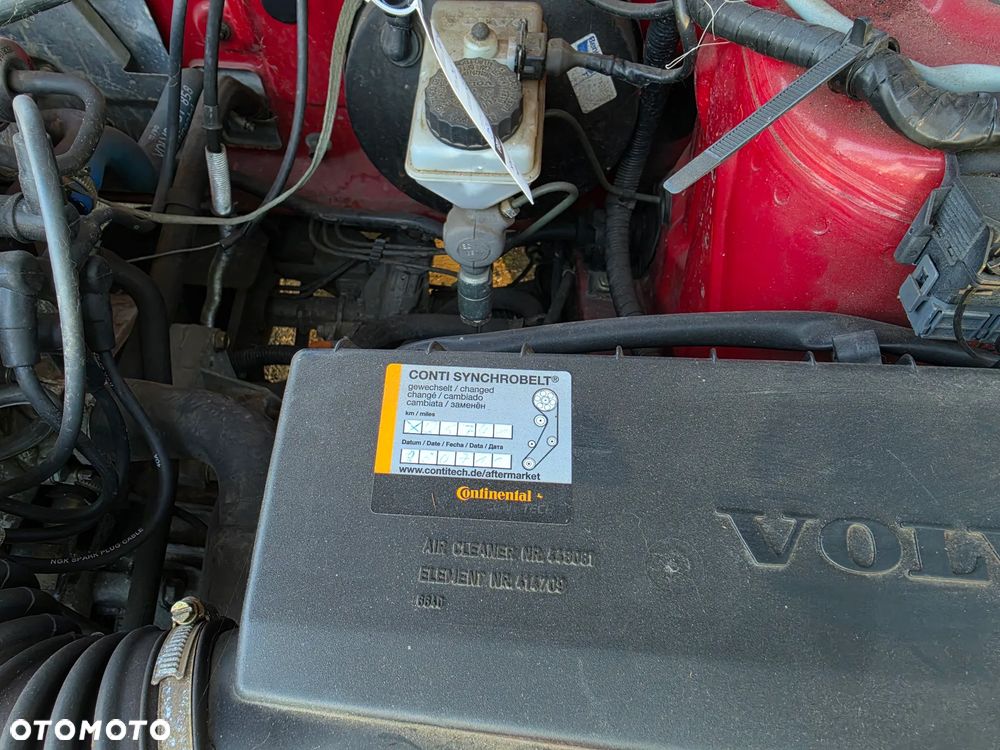 Volvo Seria 400 - 28